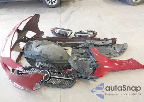 2020 Mercedes-Benz A 220 4Matic z USA, uszkodzony, nr VIN W1K3G4FB6LJ235189